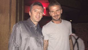 Higuera posa con David Beckham 