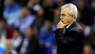 Javier Aguirre observa un juego de su exequipo, Espanyol de Barcelona