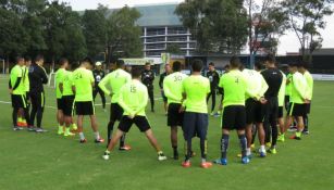 Sesión de entrenamiento en Coapa sin Ambriz