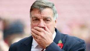 Sam Allardyce previo a observar un juego de Premier League