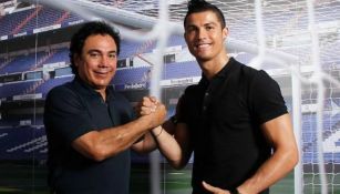 Hugo Sánchez y Cristiano Ronaldo en las instalaciones merengues