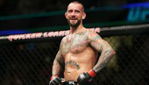 CM Punk durante su primera pelea en UFC