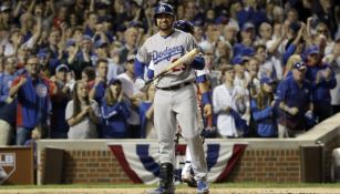 Adrián González durante un partido de los Dodgers