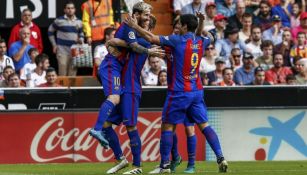 Messi y compañía celebran un tanto de La Pulga contra Valencia