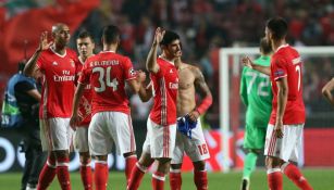 Jugadores del Benfica, tras vencer al Dinamo