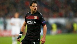 Chicharito durante el juego de Leverkusen frente a Tottenham por Champions League