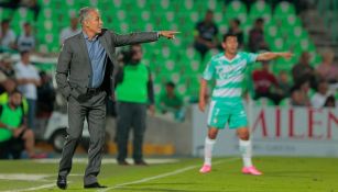 Sergio Bueno durante un partido de Jaguares