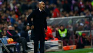 Zidane dirigiendo un partido del Real Madrid
