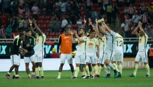 América festeja triunfo sobre Chivas en Liguilla