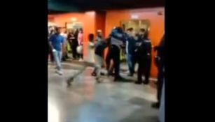Sujetos agreden a policías en el Metro de la CDMX