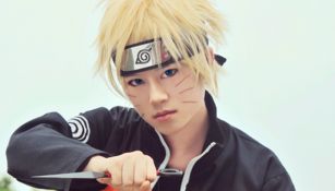 Un cosplay se disfraza de Naruto