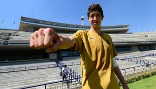 Marco Palacios posa para la cámara en el Olímpico Universitario