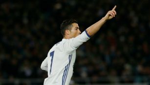 Cristiano Ronaldo festeja tras anotar con el Real Madrid 
