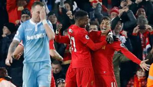 Firmino celebra el segundo gol del Liverpool