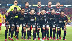 Foto oficial de grupo del equipo Xolos en Liga MX J2 C 17