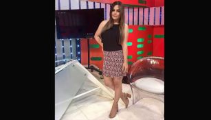 Larissa Riquelme muestra su atuendo en programa de TV