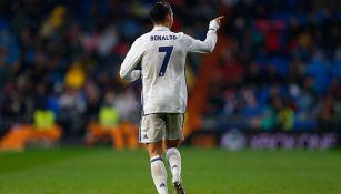 Cristiano apunta a la grada durante juego contra Osasuna 