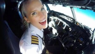 María Fagerström en los controles de un avión