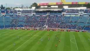 Poca afición se dio cita en el Azul para el juego entre La Máquina y Jaguares