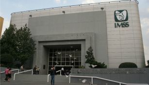 Clínica del IMSS prestando servicio a las personas