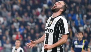 Gonzalo Higuaín grita durante un partido de la Juventus