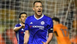 John Terry grita durante un partido con el Chelsea