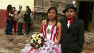 Novios que rindieron 'homenaje' a Chivas en su boda