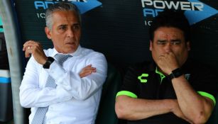 Sergio Bueno junto a René Isidoro García en un partido de Jaguares