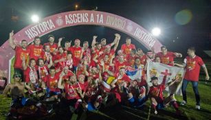 El Girona celebrando que ya es de Primera División 