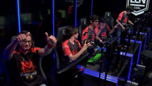 Los Depredadores celebran el triunfo sobre Lyon Gaming