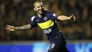 Benedetto celebra un gol con Boca Juniors