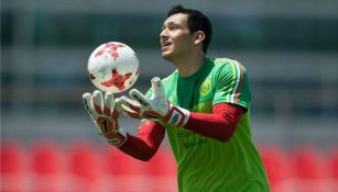 Rodolfo Cota, durante un entrenamiento del Tri en Rusia