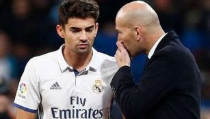 Enzo recibiendo indicaciones de Zidane en su debut