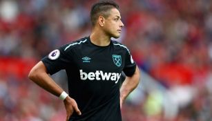 Chicharito, durante el encuentro contra el Manchester