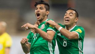 Jesús Corona festeja gol con la Selección Mexicana 