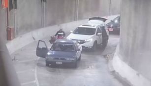 Ladrones asaltan a conductor en el Deprimido de Mixcoac