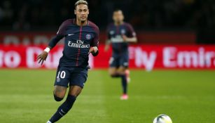 Neymar durante el partido del PSG contra el Lyon 