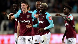 Jugadores del West Ham celebran un gol 