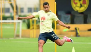 Cecilio Domínguez, en un entrenamiento del América en Coapa