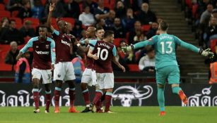 Los elementos del West Ham celebran el triunfo frente al West Ham