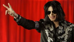 Michael Jackson, previo a anunciar una serie de conciertos en Londres.