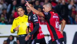 Malcorra celebra el tanto del empate parcial de Xolos