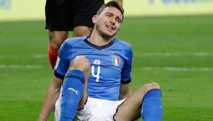 Darmian se lamenta en el partido contra Suecia