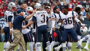 Stephen Gostkowski celebra tras su gol de campo