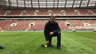 Juan Carlos Osorio, en la cancha del estadio Luzhnikí