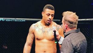 Greg Hardy concede una entrevista tras una pelea de MMA