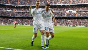 Cristiano Ronaldo celebra un gol junto a Marco Asensio