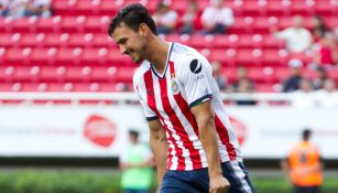 Alanís se lamenta en un partido con Chivas