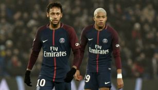 Neymar junto a Mbappé en el juego entre el PSG y SM Caen en la Ligue 1