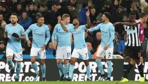 Raheem Sterling celebra su gol en el St. James Park 